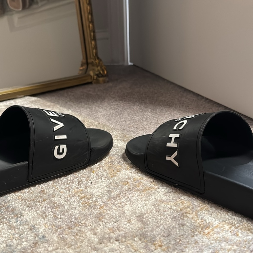 Givenchy Slides - Picture 8 of 9
